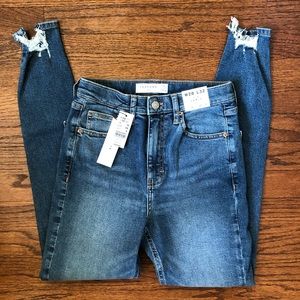 mid blue raw hem jamie jeans